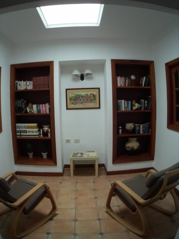 Villa Ribera De Cortes